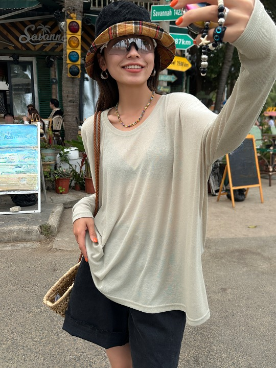 Oversized Thin Long Sleeved T-Shirt _BDHL5977