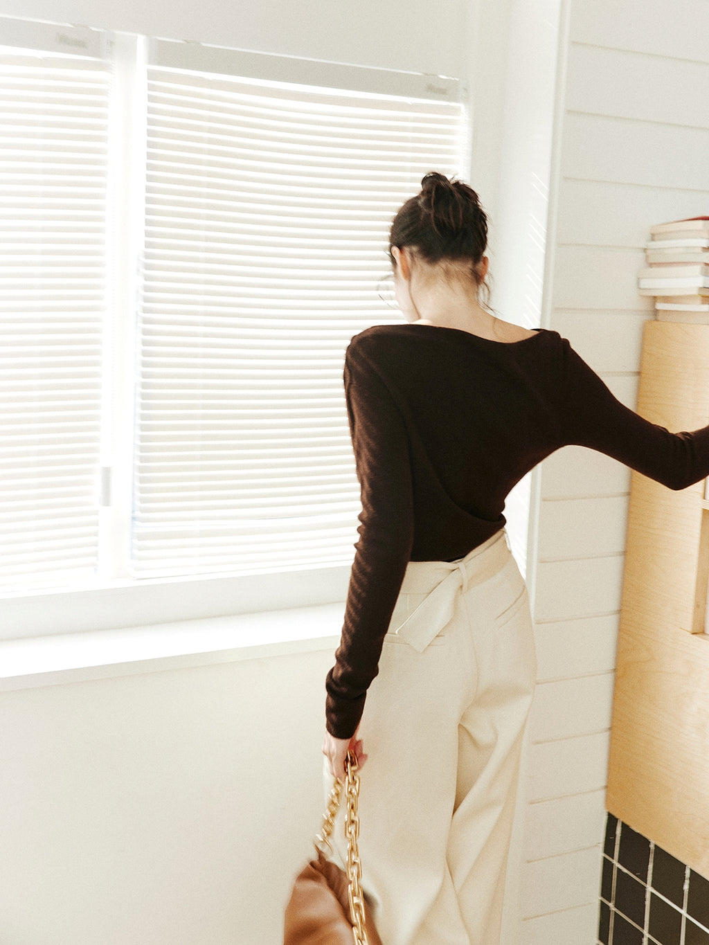 Asymmetrical One-Shoulder Knit Tops_BDHL7997