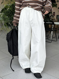 Loose-Fitting Wide Pants_BDHL7050