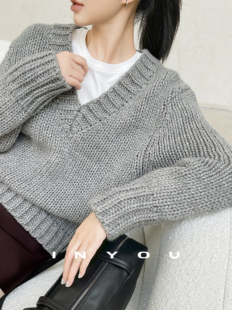 厚款V領針織上衣_BDHL7906