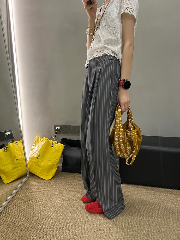 Striped Loose-Fitting Pants_BDHL7403