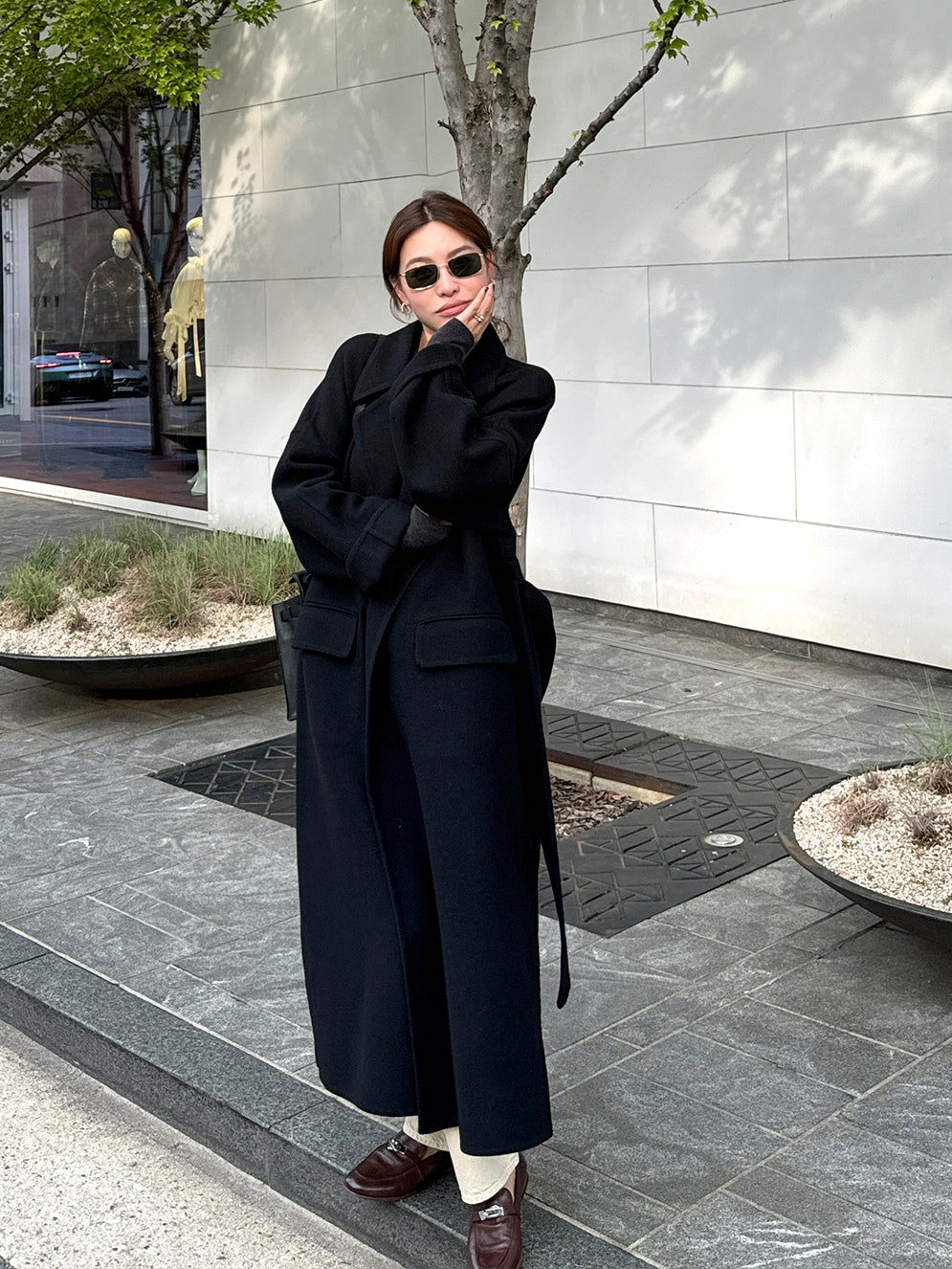 Black Relaxed-Fit Long Coat_BDHL7920