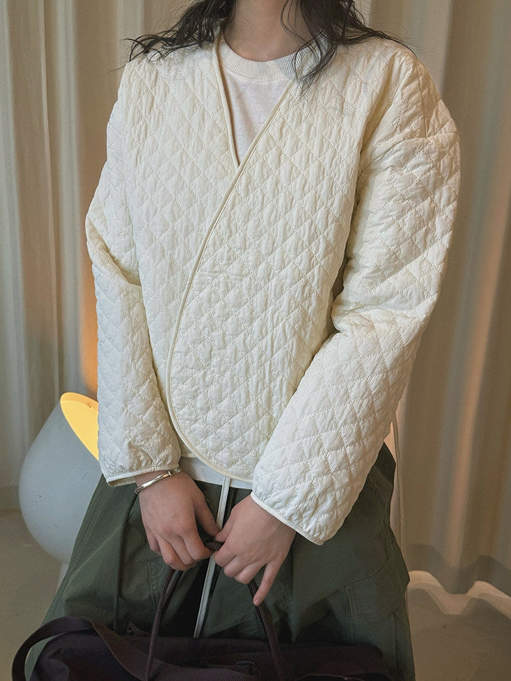 V-Neck Diamond-Stitch Jacket_BDHL8133