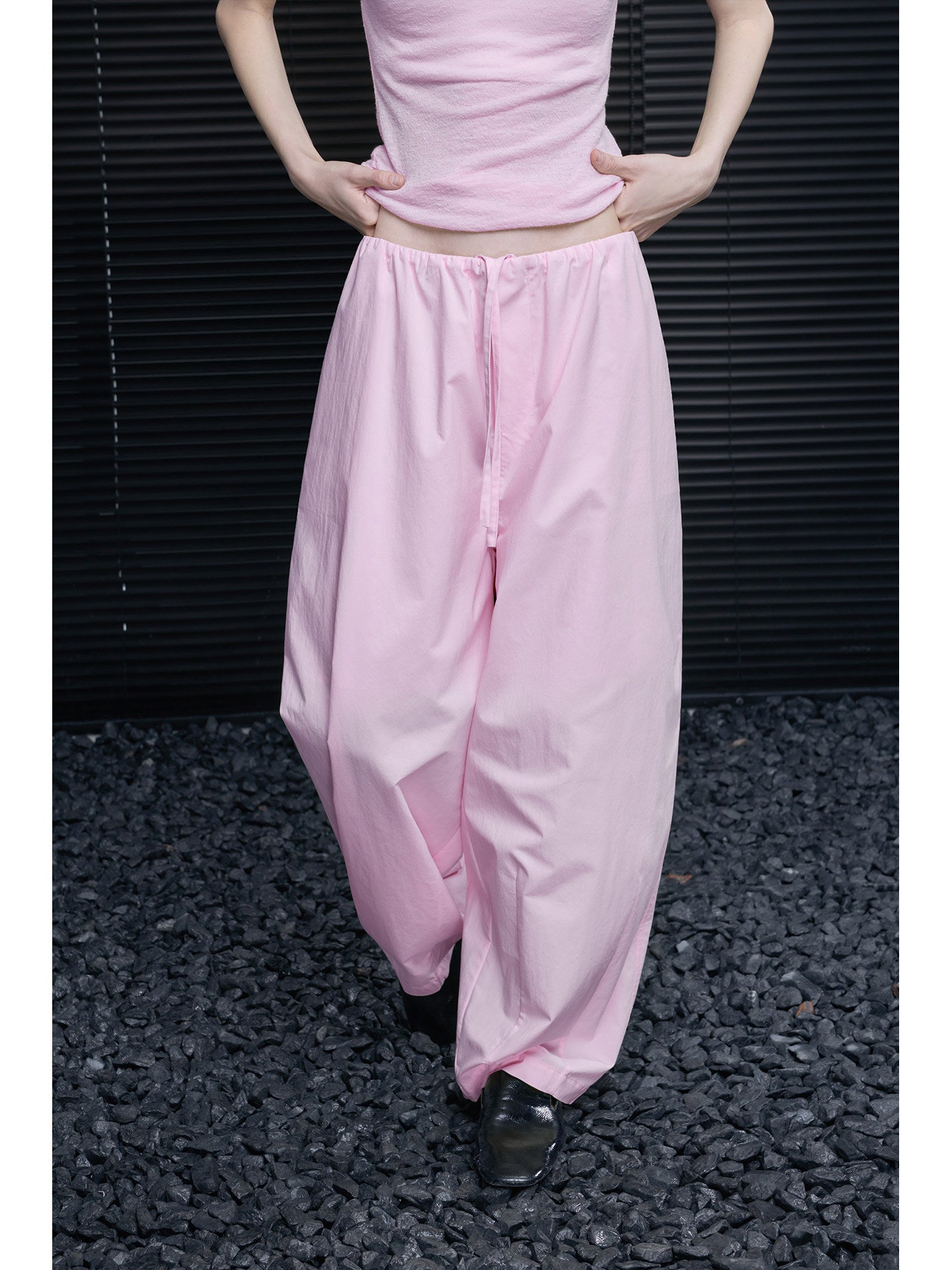 Drawstring Wide-Leg Trousers_BDHL8275