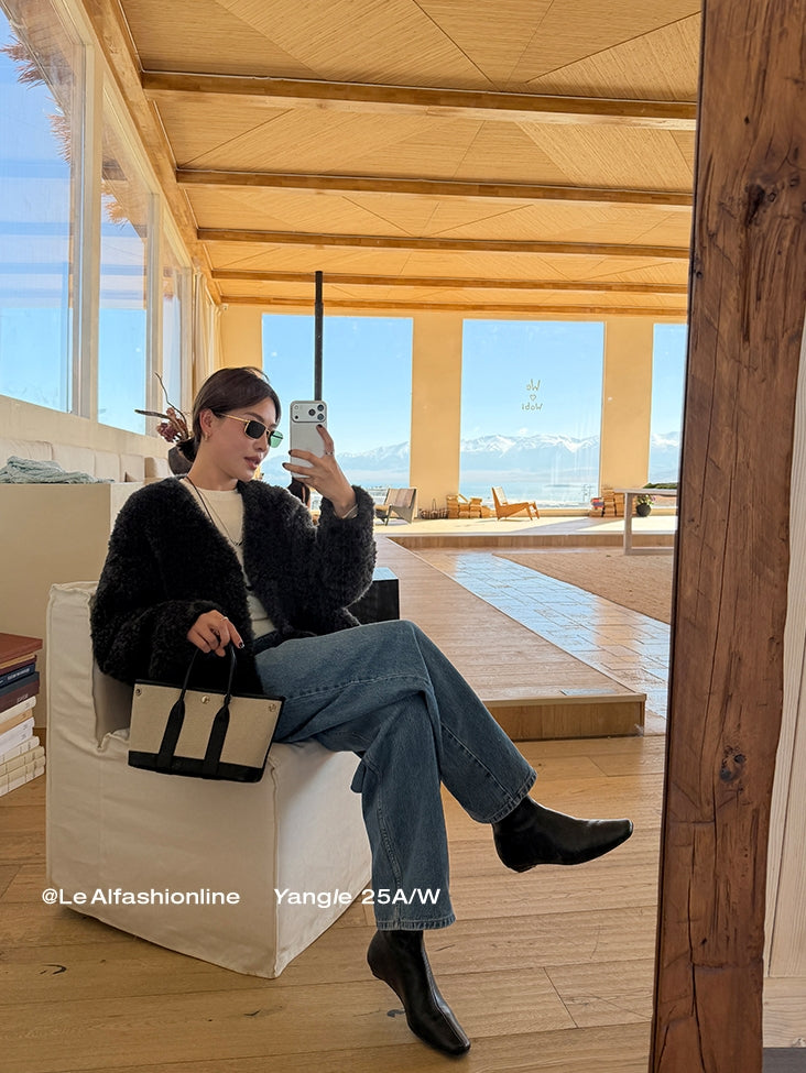 Relaxed-Fit Knit Tops_BDHL7922