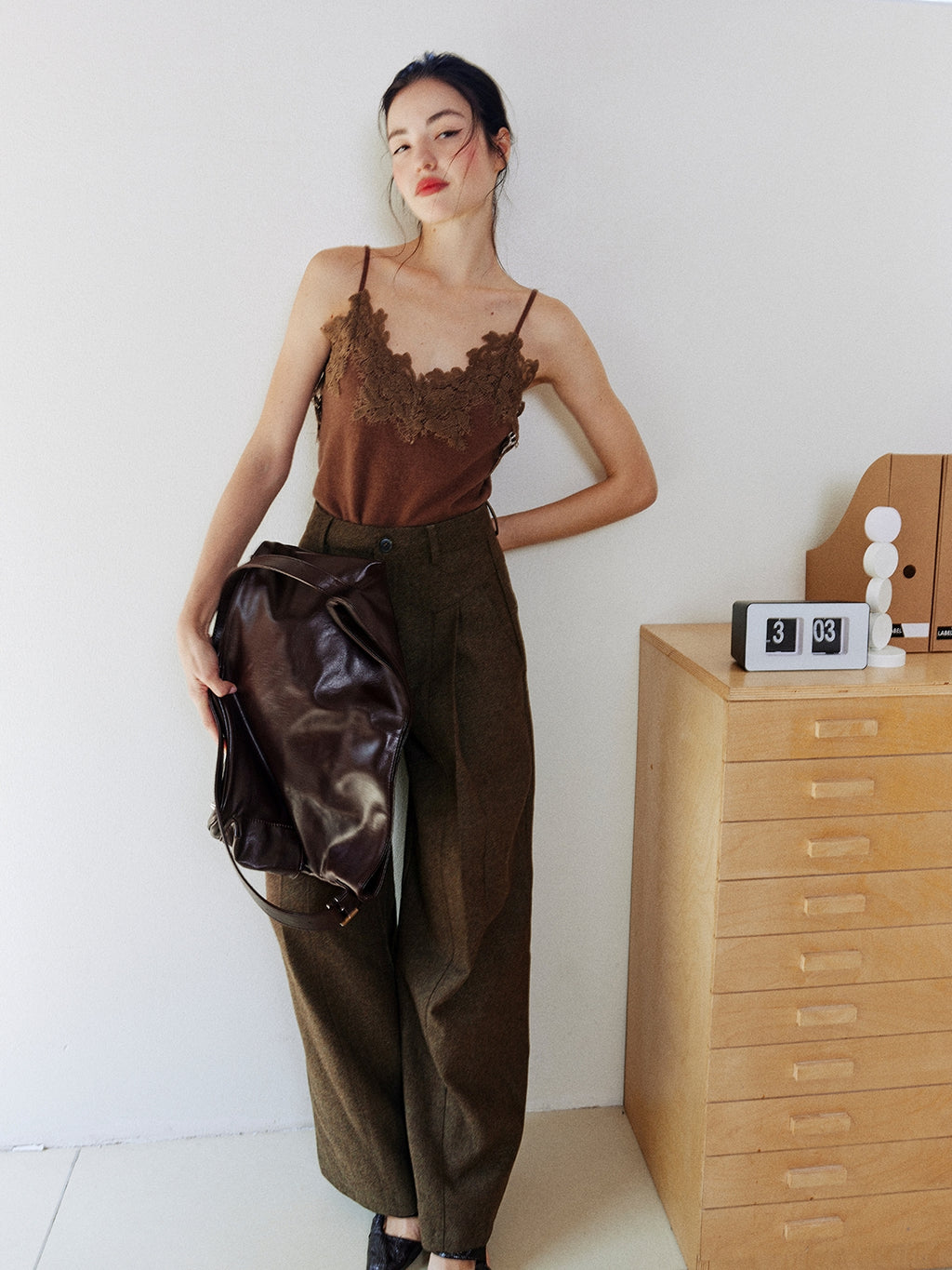 Tucked Wide-Leg Pants_BDHL7996