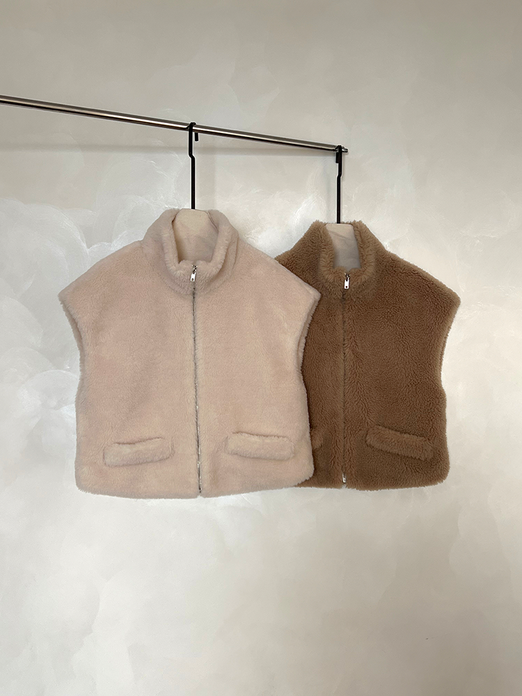 Fur Stand Collar Vest_BDHL6933