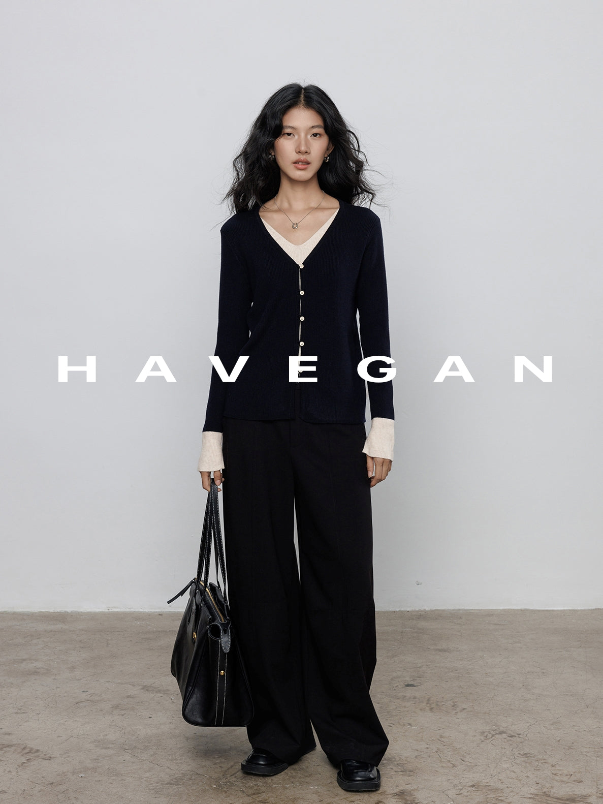V-Neck Two-Piece Style Cardigan_BDHL7785