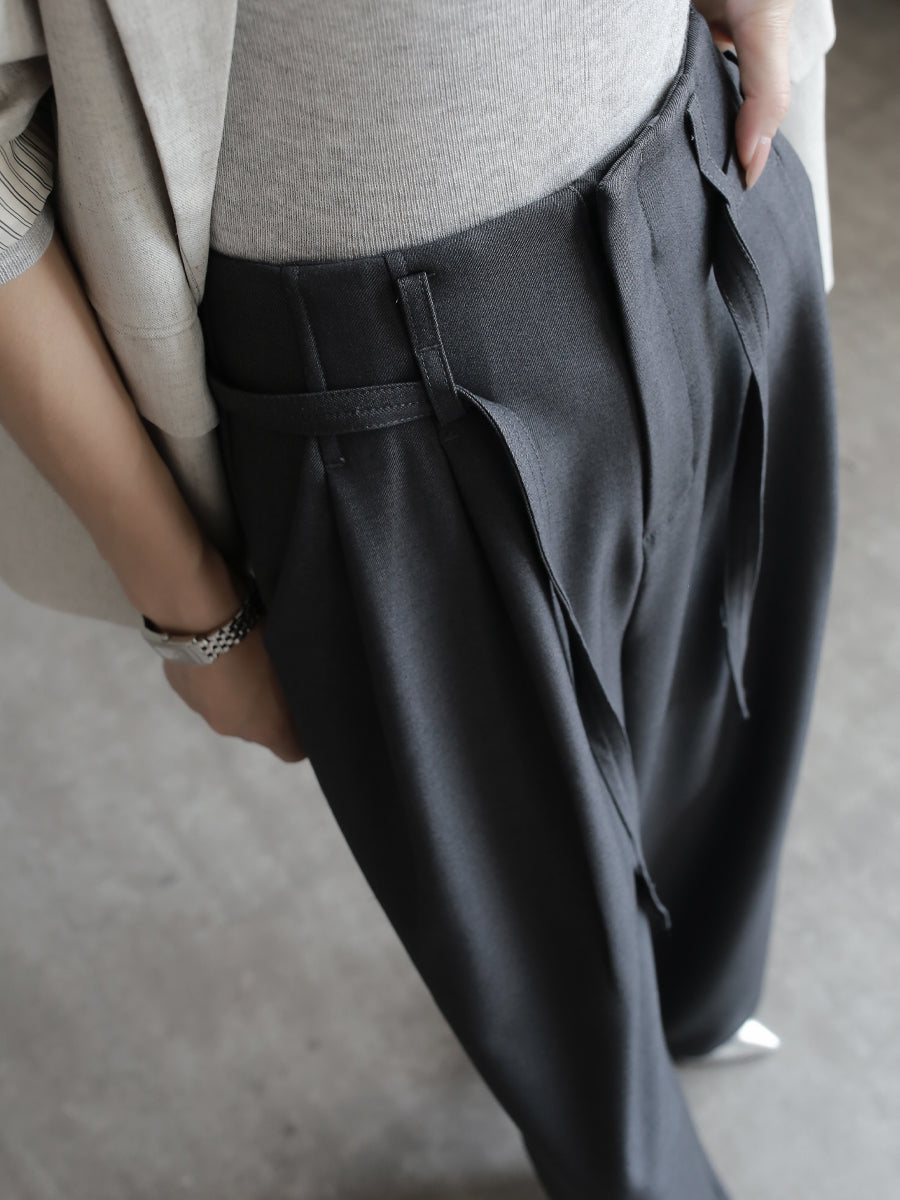 Straight-Leg Gray Pants_BDHL7915