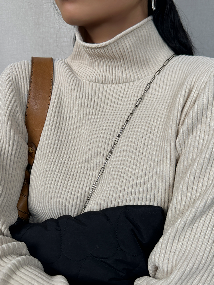 Turtleneck Ribbed Slim Tops_BDHL6656