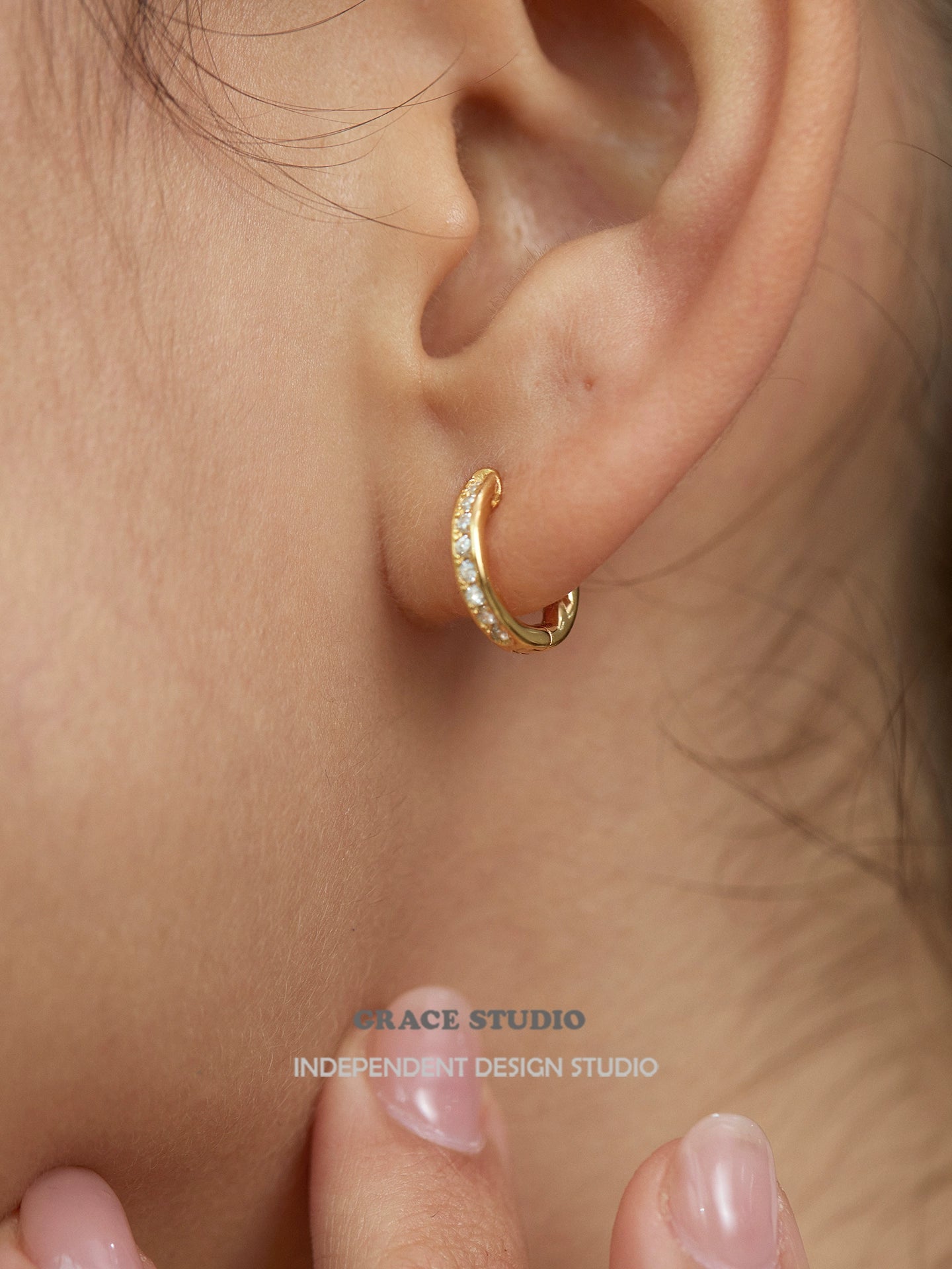 Overture Mini Zircon Pierced Earrings_BDHL7683