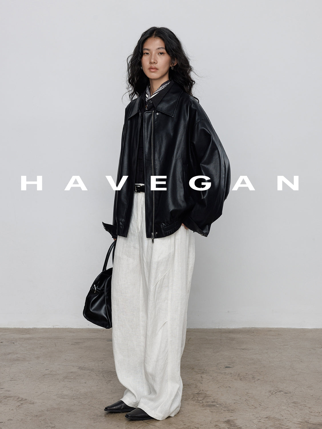 Long-Sleeved Leather Jacket_BDHL7709