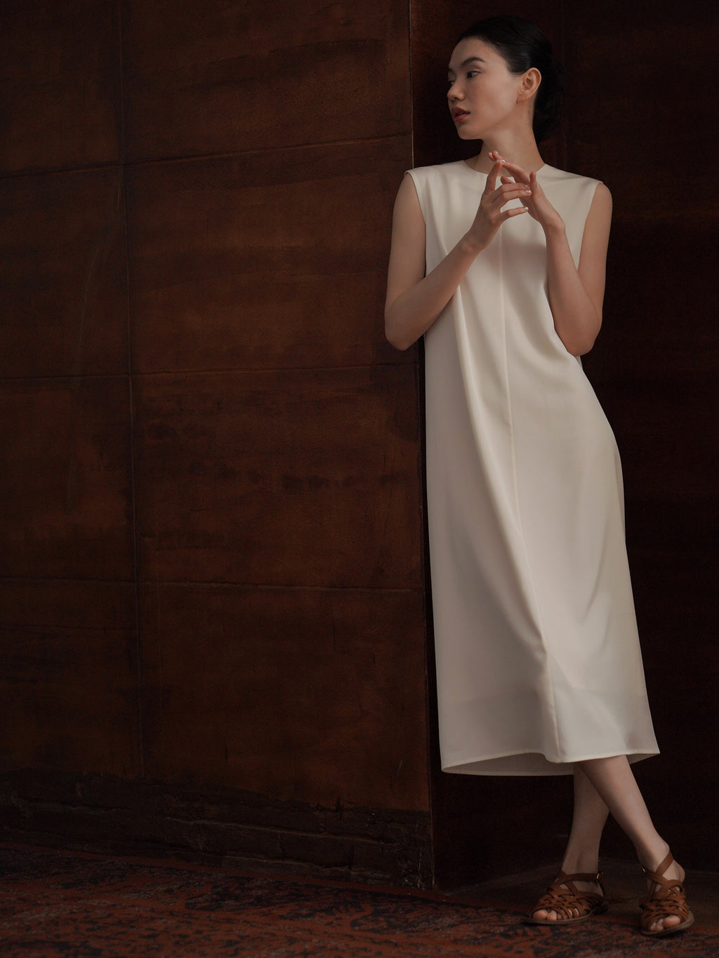 Open Back Sleeveless Dress_BDHL8298
