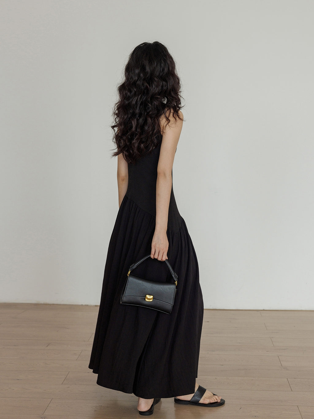Sleeveless Shirring Knit Dress_BDHL7584