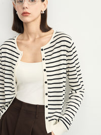 Stripe Round-Neck Cardigan_BDHL6621