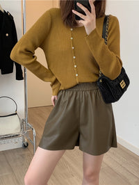 Loose Draped PU Leather Shorts_BDHL6771