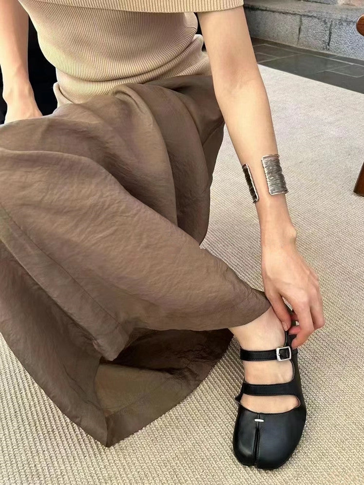 Split Toe Flat Shoes_BDHL7451