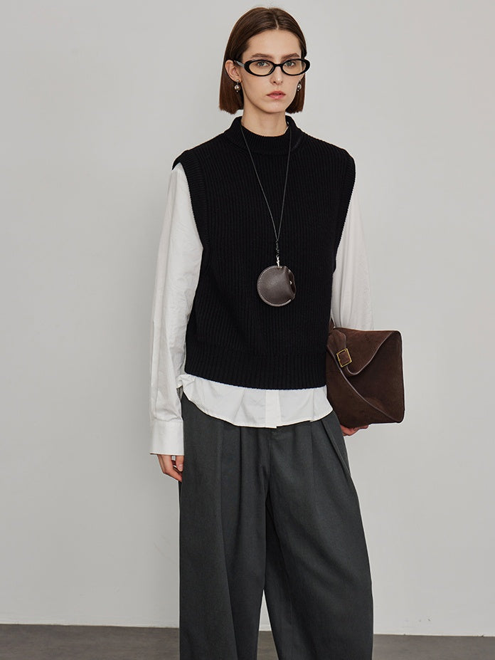 Half-Turtleneck Vest or Cardigan_BDHL6441