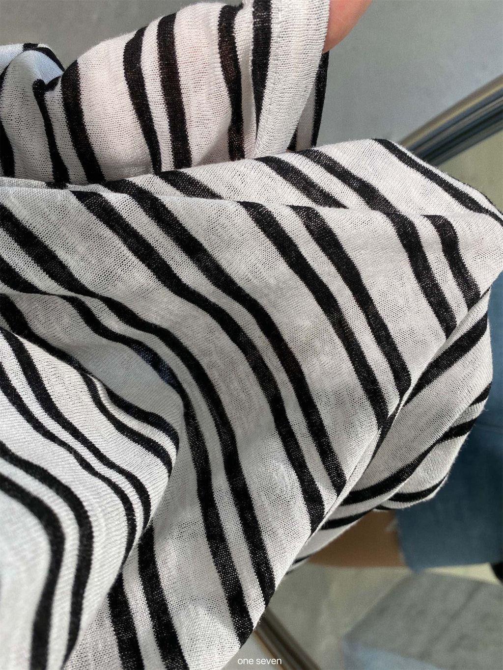 Back Tie Striped Tops_BDHL7613