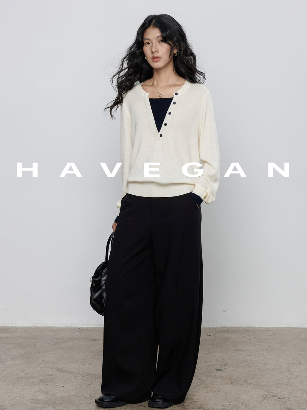 Two-Piece Style Relaxed-Fit Tops_BDHL7781