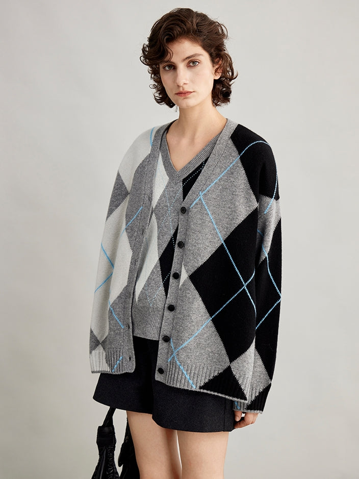 Diamond-Pattern Knitted Vest Or Cardigan_BDHL7995