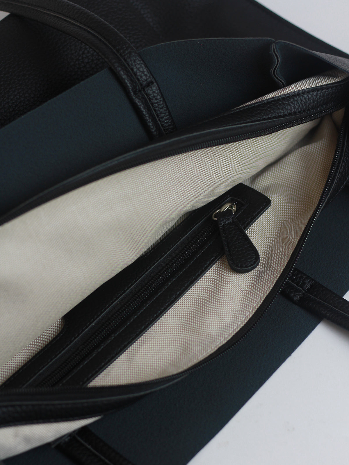 Minimal Soft Tote Bag_BDHL5439