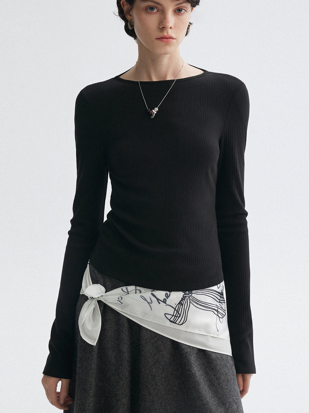 U型鏤空針織上衣_BDHL7952