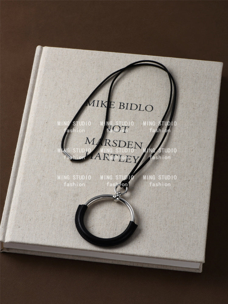 O-Shaped Circle Pendant Necklace_BDHL7439