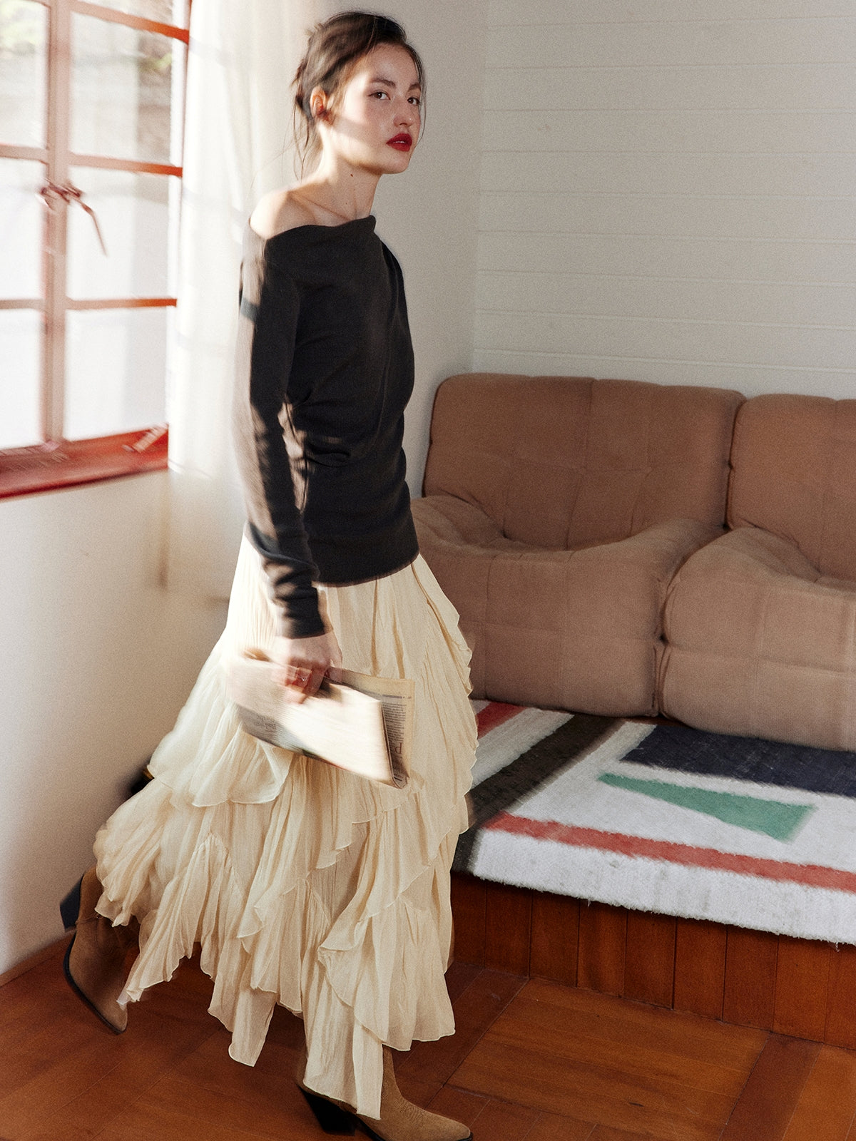 Asymmetrical Tulle Skirt_BDHL7999