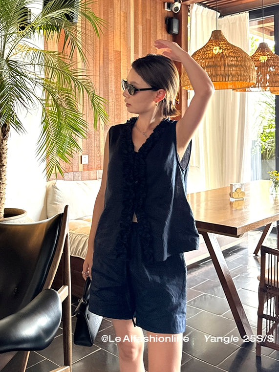 Fringed Vest Or Straight Short Pants_BDHL7620