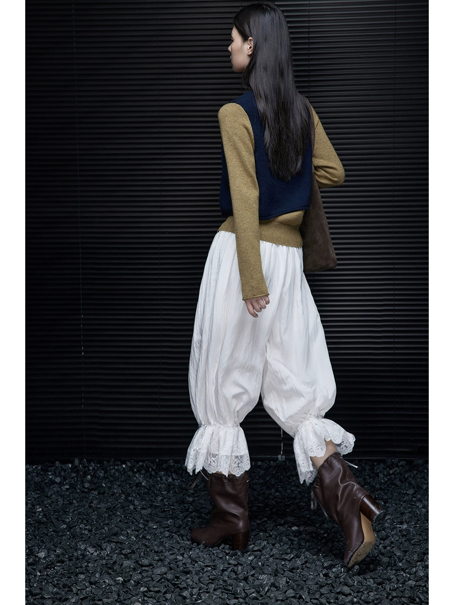 Balloon Pants with Lace Trim Cuffs_BDHL7647