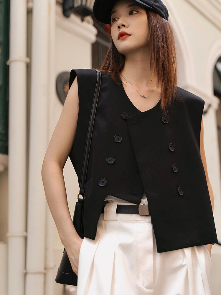 Black Double-Breasted Gilet_BDHL7151