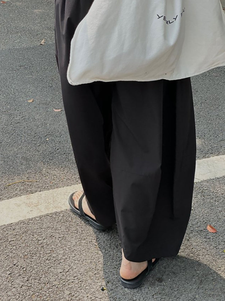 Curved Loose-Fitting Carrot Pants_BDHL7525