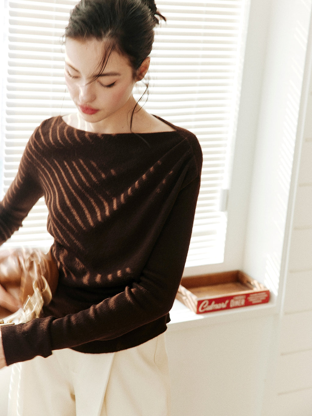 Asymmetrical One-Shoulder Knit Tops_BDHL7997