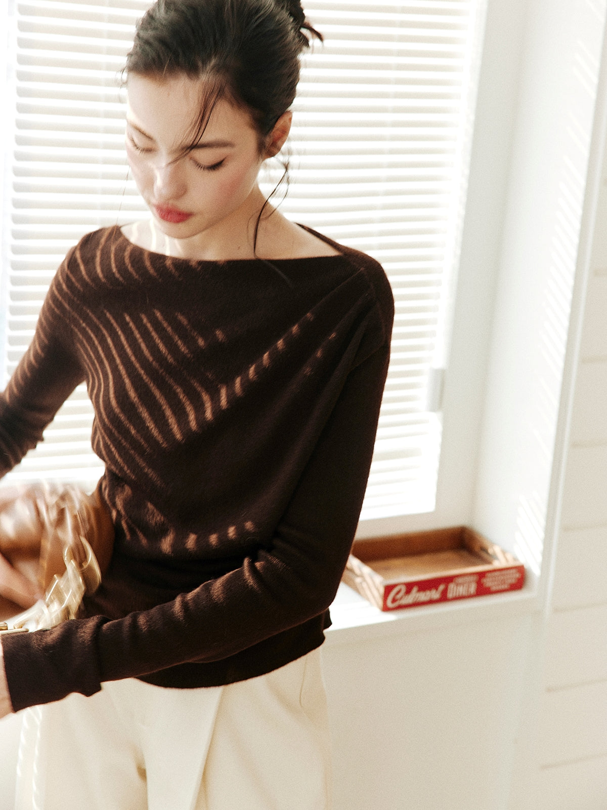 Asymmetrical One-Shoulder Knit Tops_BDHL7997