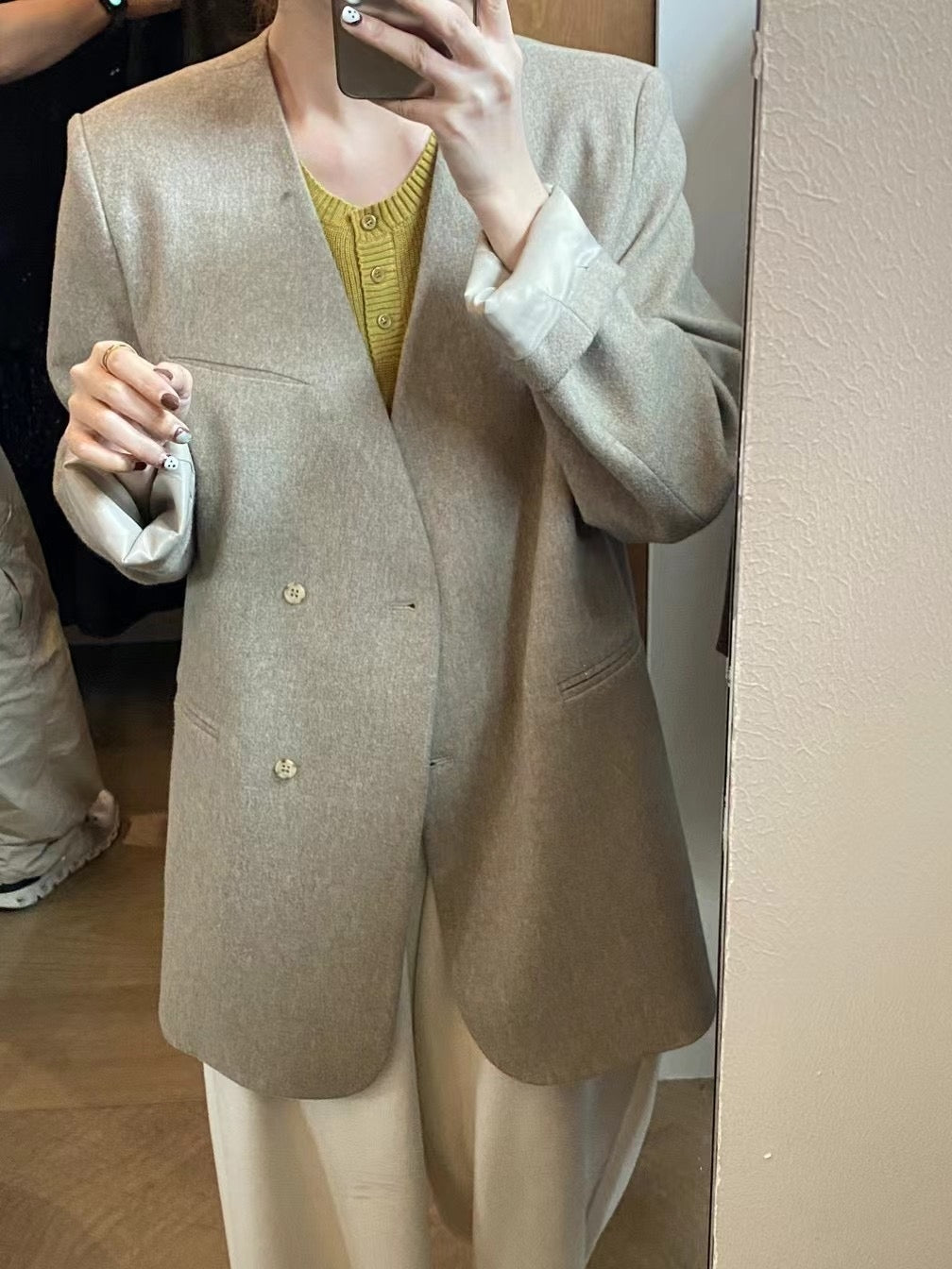 Loose-Fitting Collarless Jacket_BDHL7148