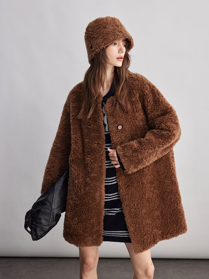 Fluffy Collarless Coat_BDHL7940