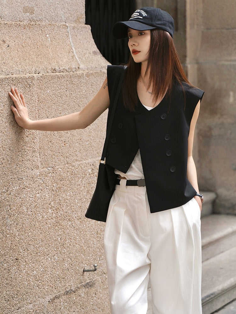 Black Double-Breasted Gilet_BDHL7151