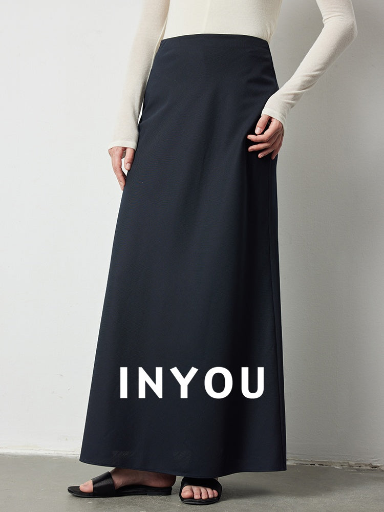 Tucked Straight Long Skirt_BDHL6387