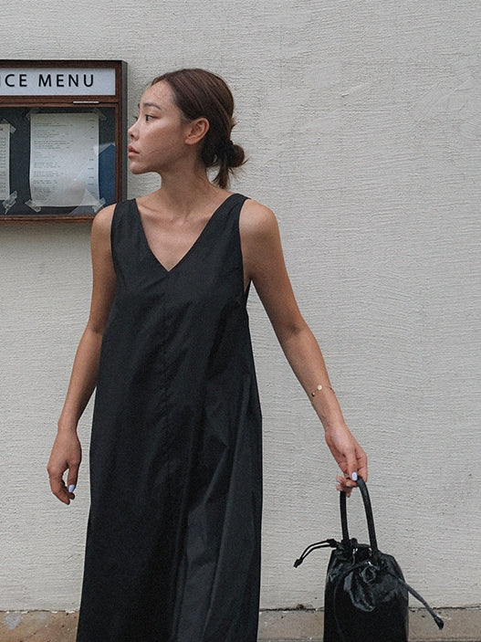 Loose Backless Suspender Dress_BDHL7247