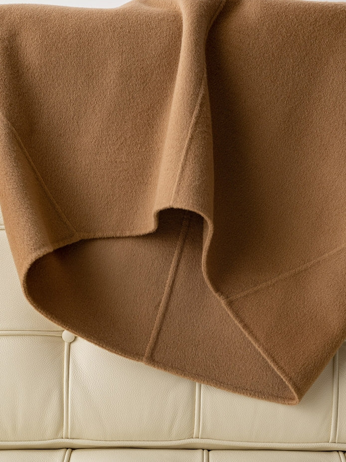 Loose-Fitting V-Neck Sweatshirt_BDHL8042