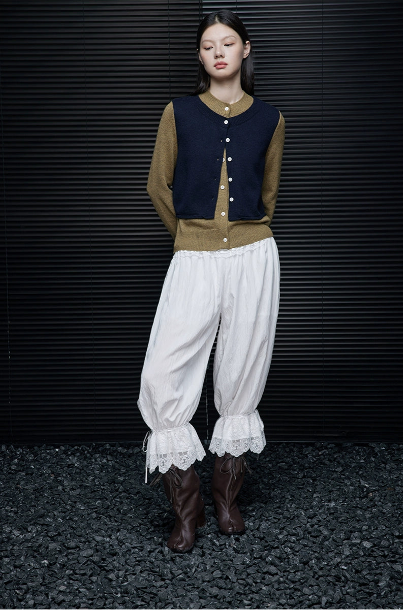 Balloon Pants with Lace Trim Cuffs_BDHL7647