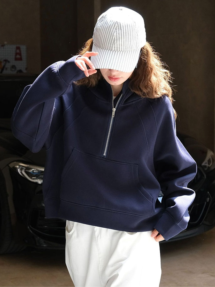 Sporty Half-Zip Hooded Sweatshirt_BDHL6533