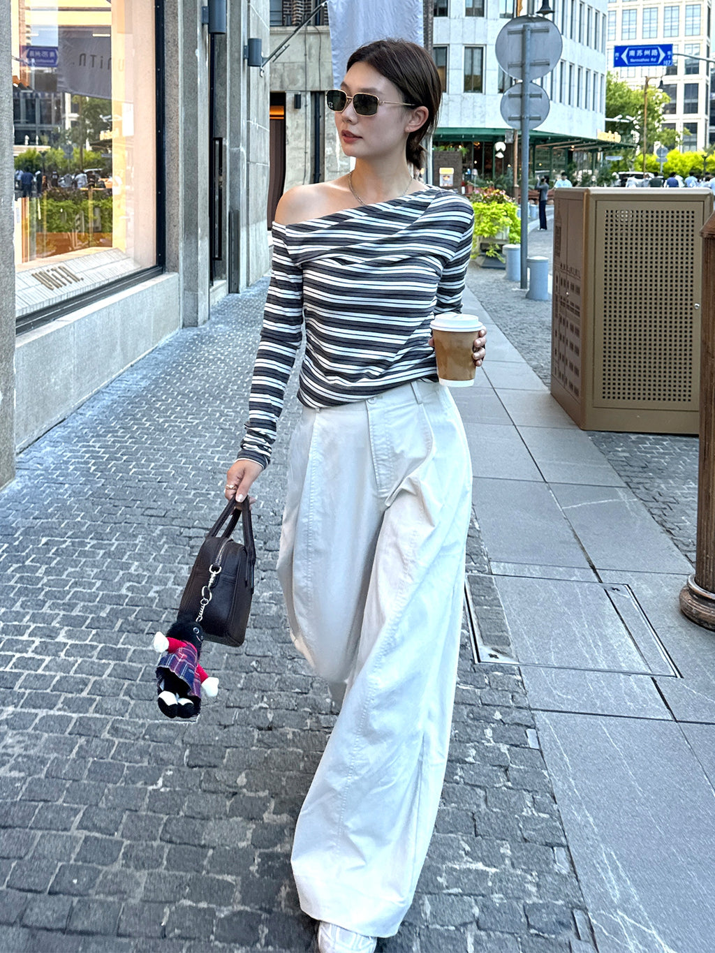 One-Shoulder Long-Sleeved T-Shirt_BDHL7734