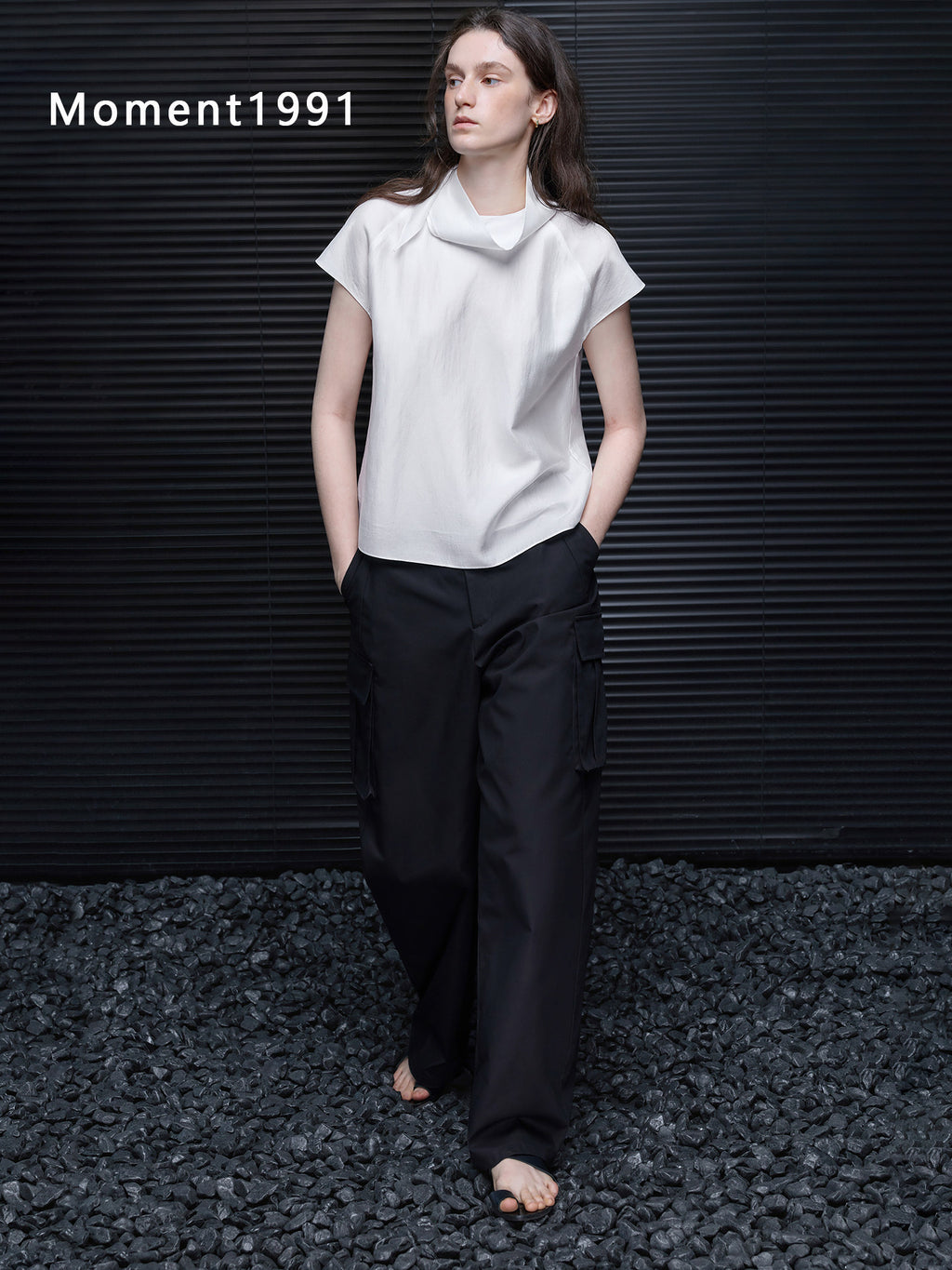Asymmetric Collar Modal Blend Tee_BDHL8356