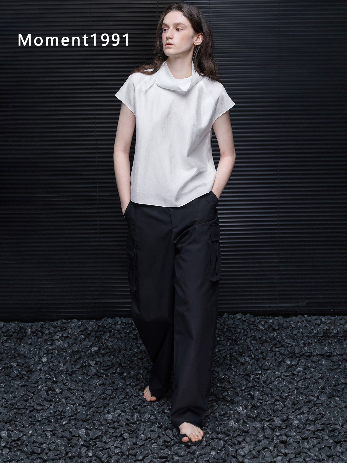 Asymmetric Collar Modal Blend Tee_BDHL8356