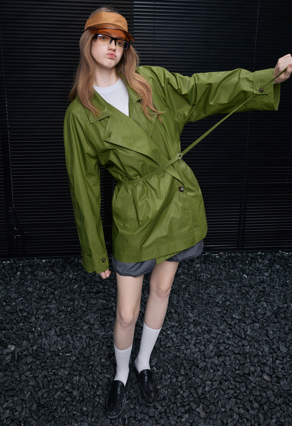 Mid-Length Trench Coat_BDHL8174