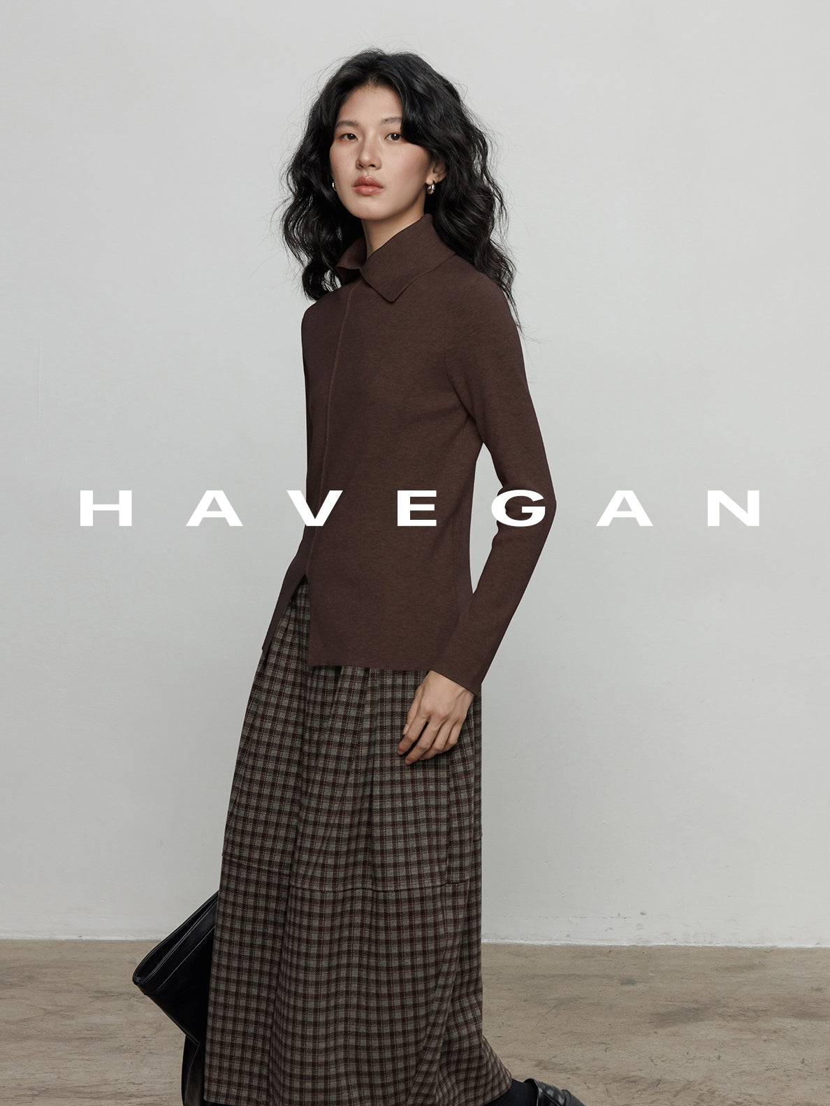 不對稱領針織上衣_BDHL7959