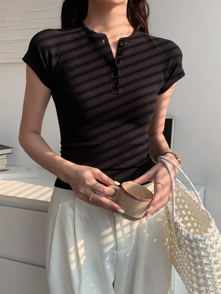 Ribbed Half-Placket Slim Tee_BDHL8364