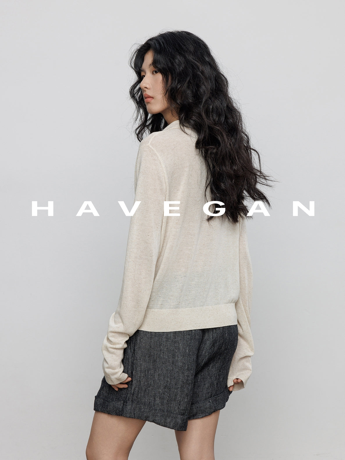 Sheer Skipper Knit Tops_BDHL7598